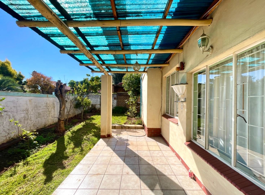 3 Bedroom Property for Sale in Garsfontein Gauteng
