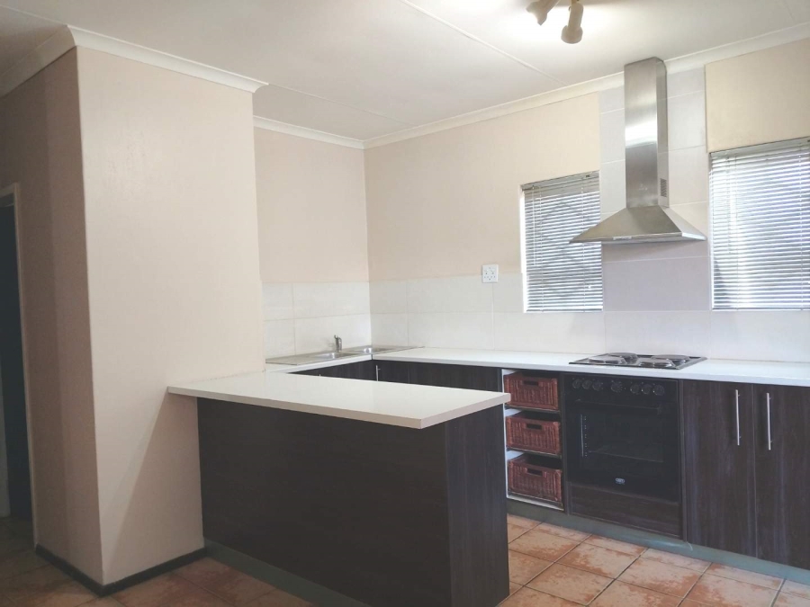 To Let 3 Bedroom Property for Rent in Sharon Park Gauteng