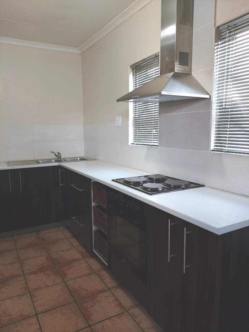 To Let 3 Bedroom Property for Rent in Sharon Park Gauteng