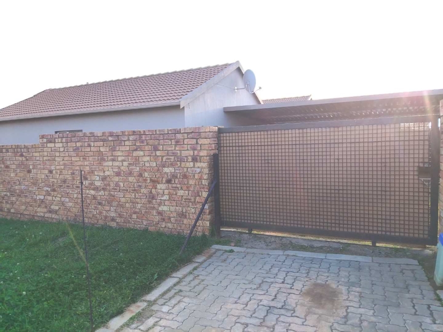 To Let 3 Bedroom Property for Rent in Sharon Park Gauteng