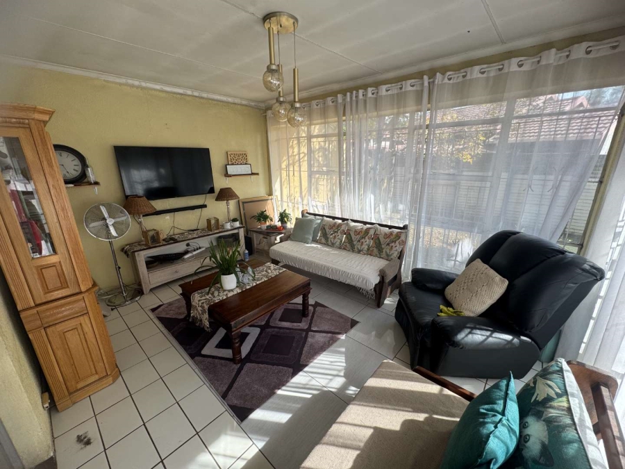 4 Bedroom Property for Sale in Randhart Gauteng
