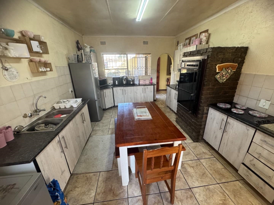 4 Bedroom Property for Sale in Randhart Gauteng