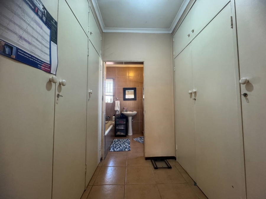 4 Bedroom Property for Sale in Randhart Gauteng