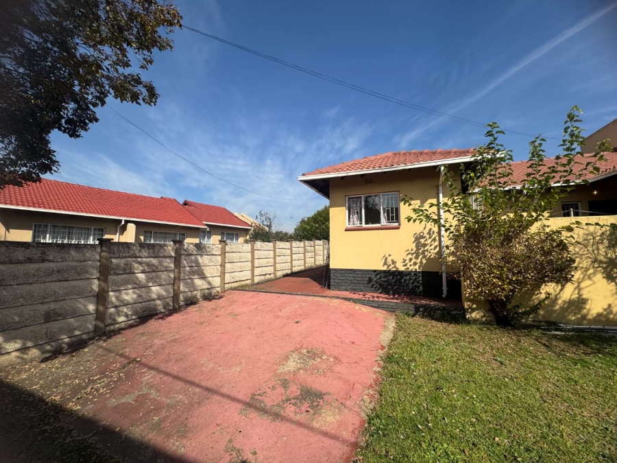 4 Bedroom Property for Sale in Randhart Gauteng