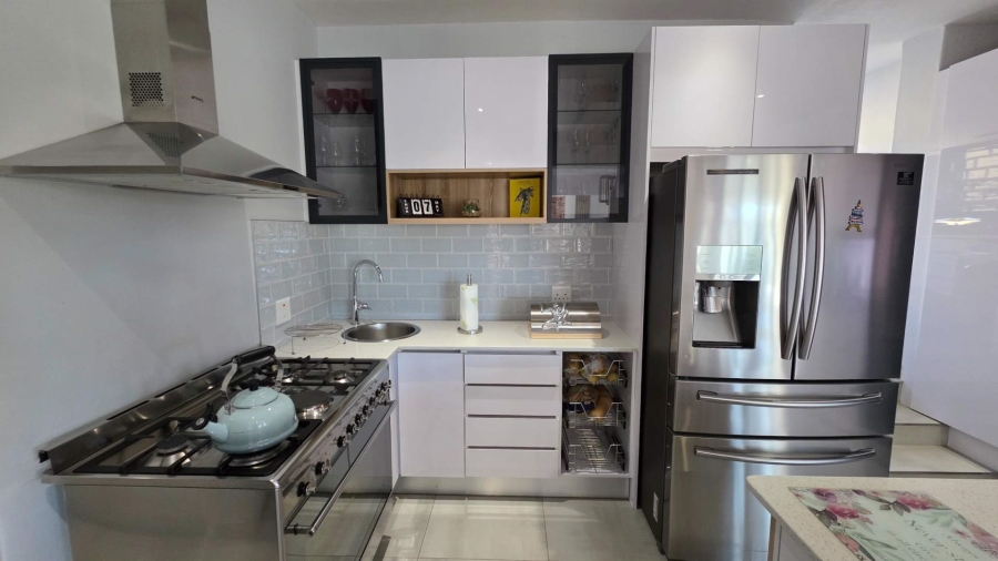 4 Bedroom Property for Sale in The Hills Game Reserve Estate Gauteng