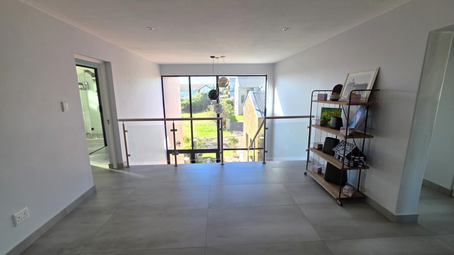 4 Bedroom Property for Sale in The Hills Game Reserve Estate Gauteng