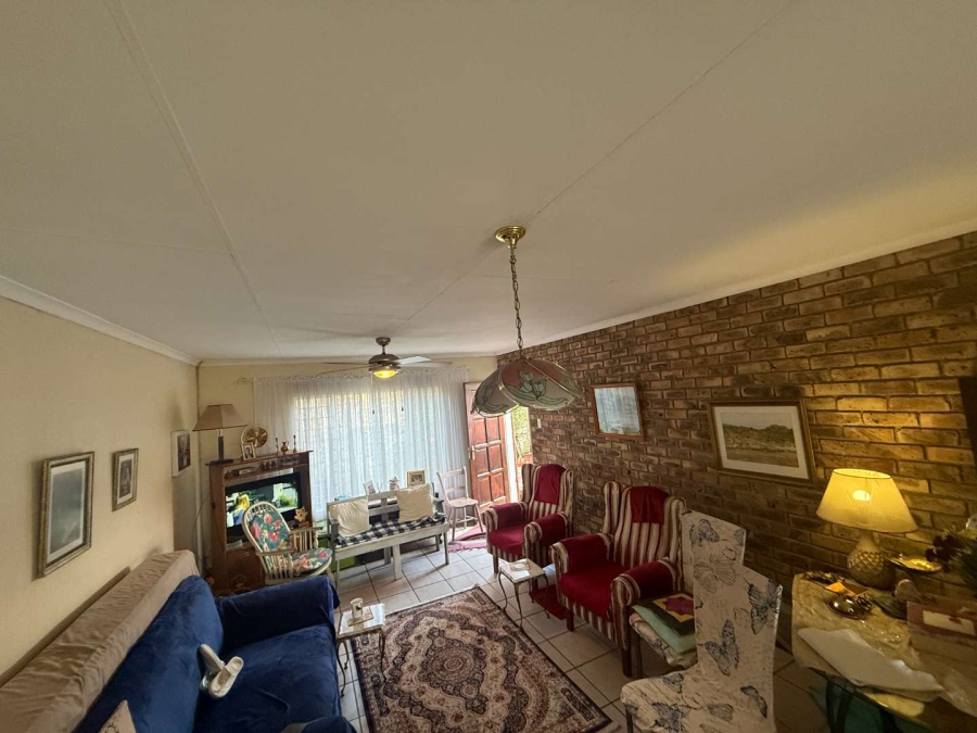 1 Bedroom Property for Sale in Noordheuwel Gauteng