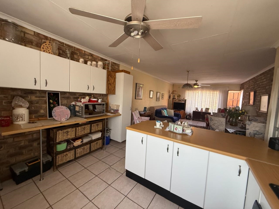 1 Bedroom Property for Sale in Noordheuwel Gauteng