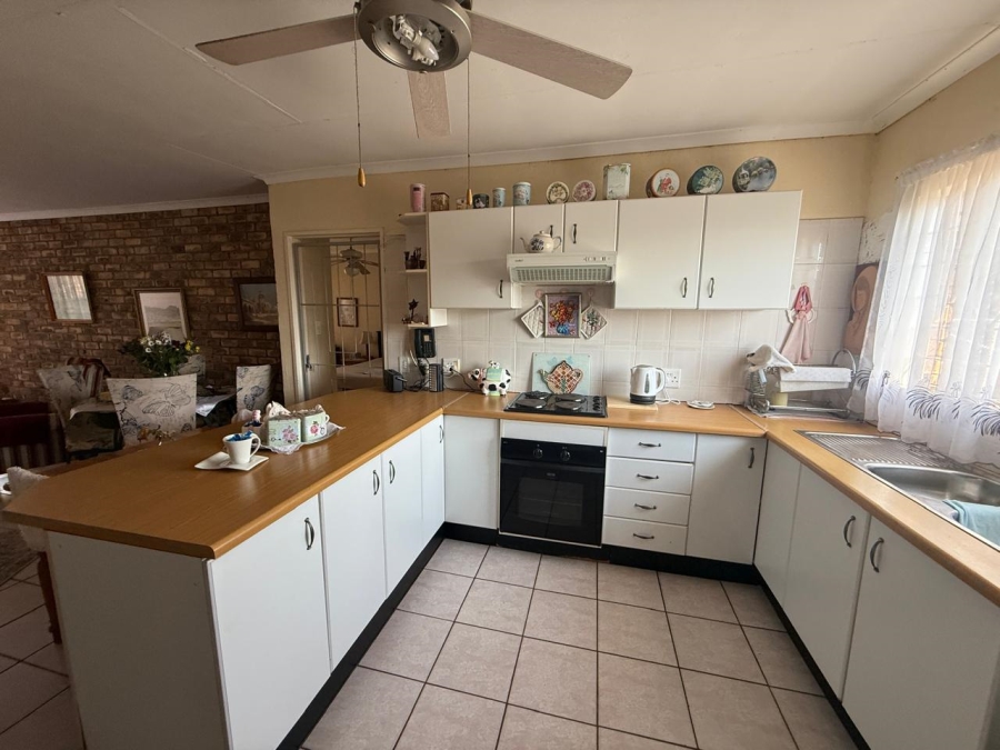 1 Bedroom Property for Sale in Noordheuwel Gauteng