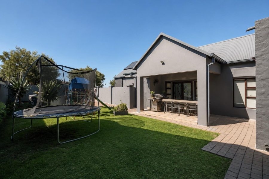 3 Bedroom Property for Sale in Midlands Estate Gauteng