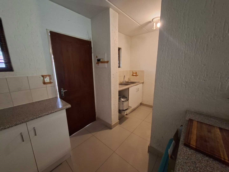 2 Bedroom Property for Sale in Buccleuch Gauteng
