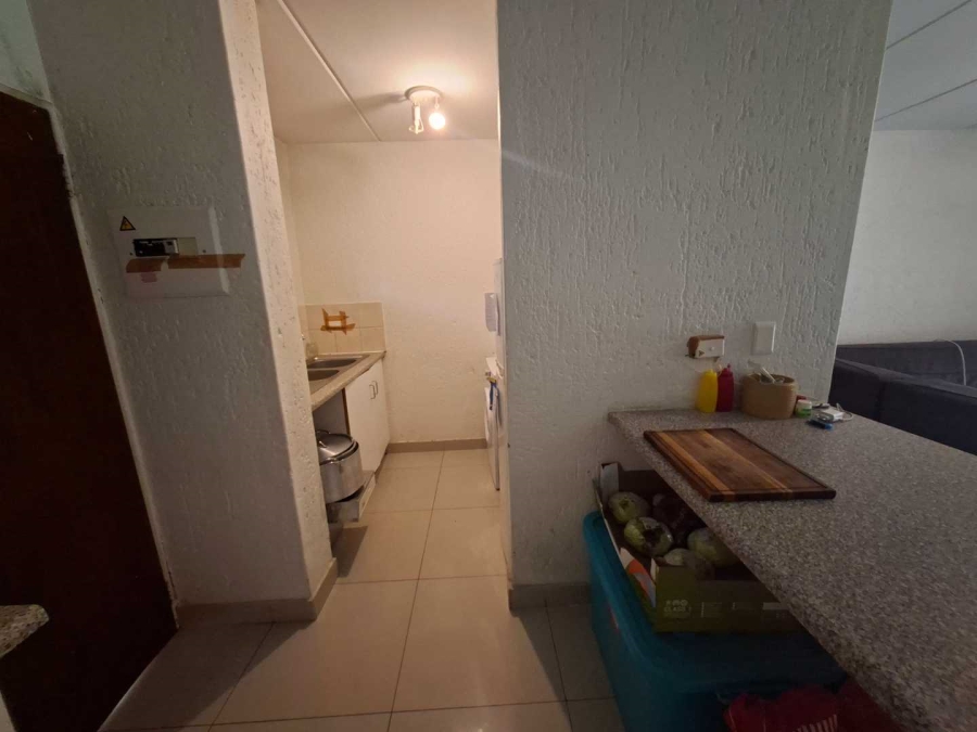 2 Bedroom Property for Sale in Buccleuch Gauteng