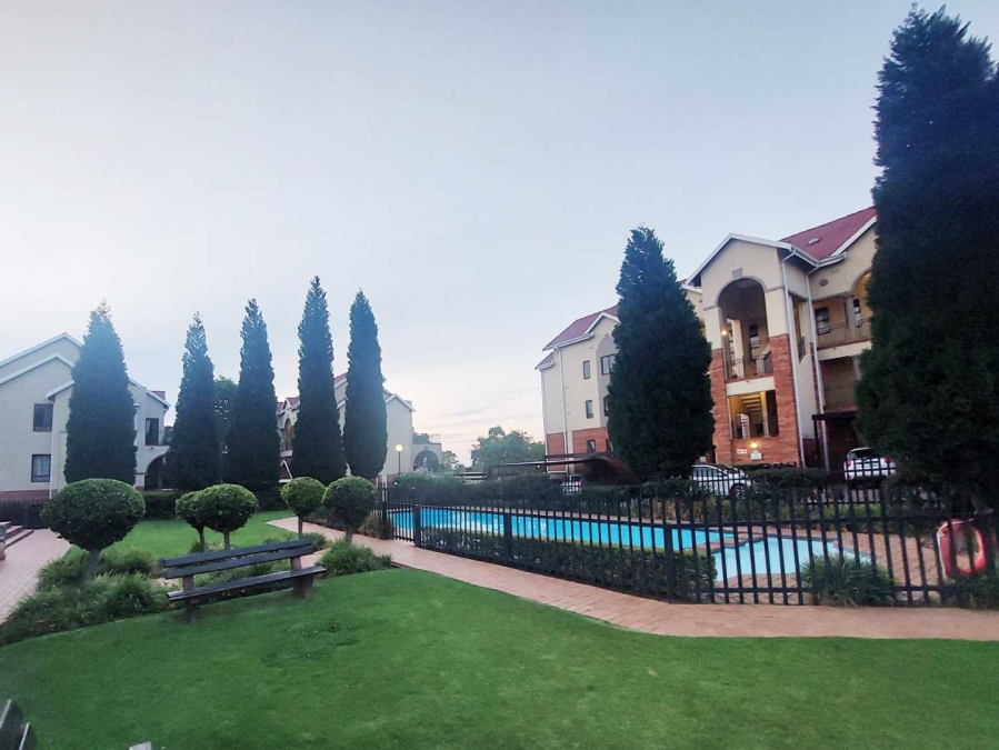 1 Bedroom Property for Sale in Bryanston Gauteng