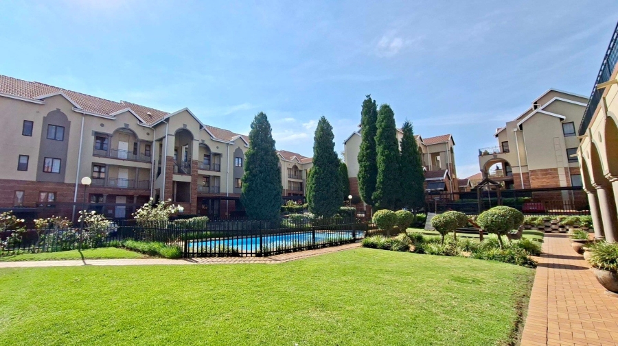 1 Bedroom Property for Sale in Bryanston Gauteng