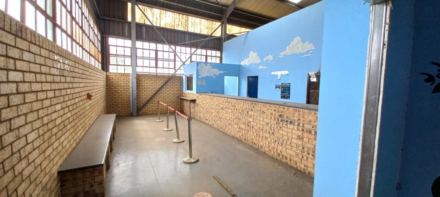 To Let Commercial Property for Rent in Meadowdale Gauteng