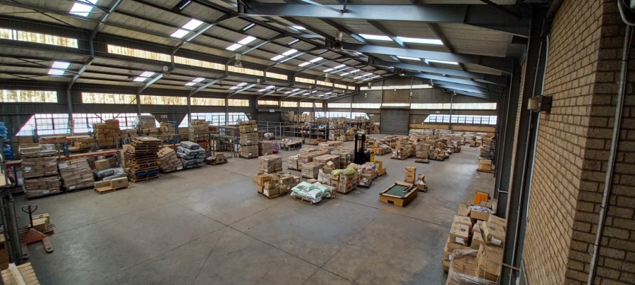 To Let Commercial Property for Rent in Meadowdale Gauteng