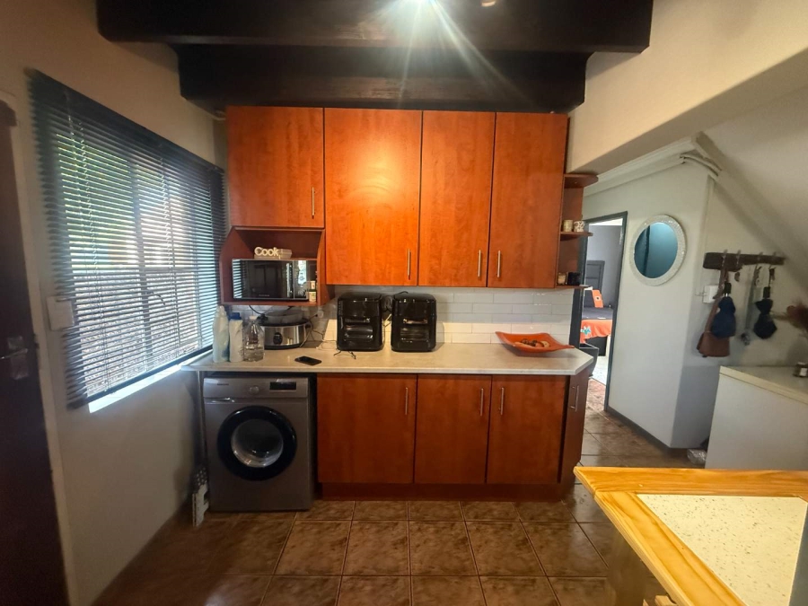4 Bedroom Property for Sale in Van Riebeeck Park Gauteng