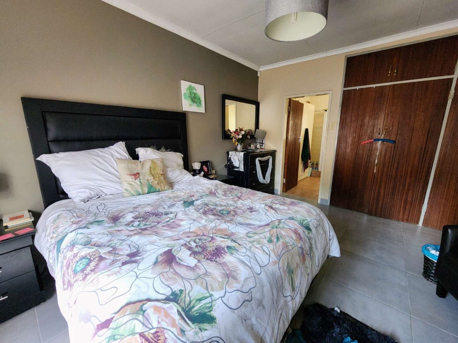 4 Bedroom Property for Sale in Roseville Gauteng