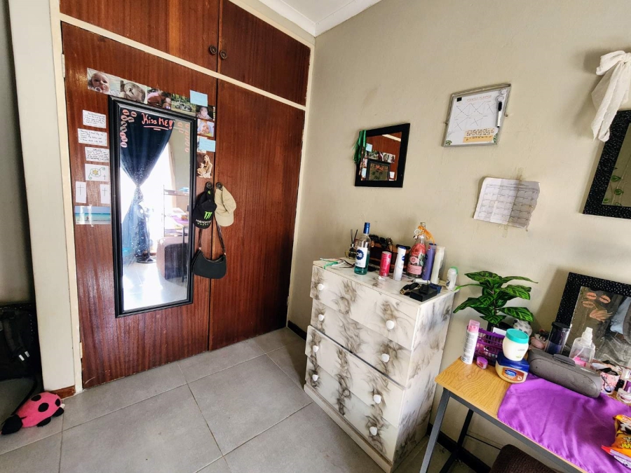 4 Bedroom Property for Sale in Roseville Gauteng