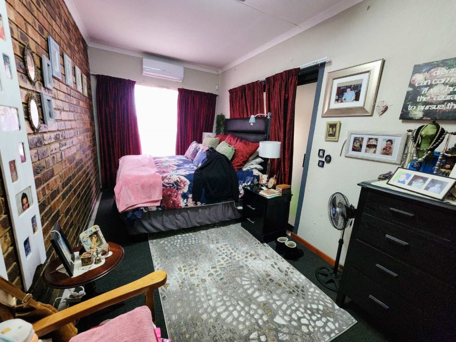 4 Bedroom Property for Sale in Roseville Gauteng