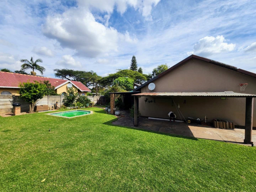 4 Bedroom Property for Sale in Roseville Gauteng
