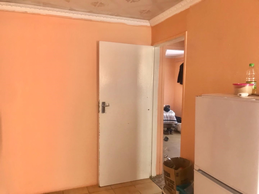 7 Bedroom Property for Sale in Mohlakeng Gauteng