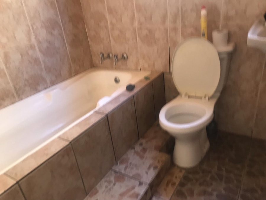 7 Bedroom Property for Sale in Mohlakeng Gauteng