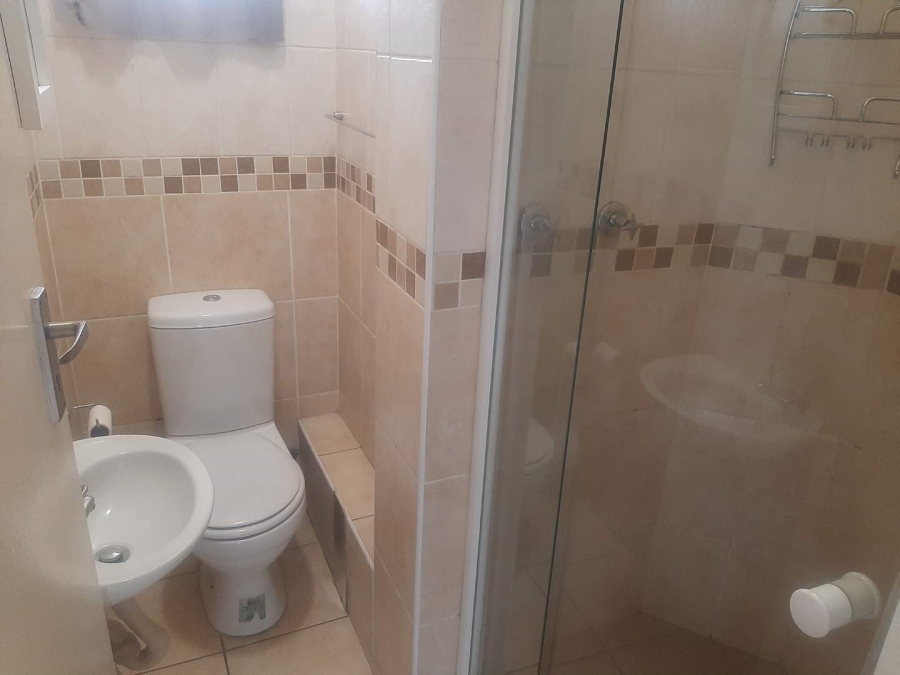 2 Bedroom Property for Sale in New Redruth Gauteng