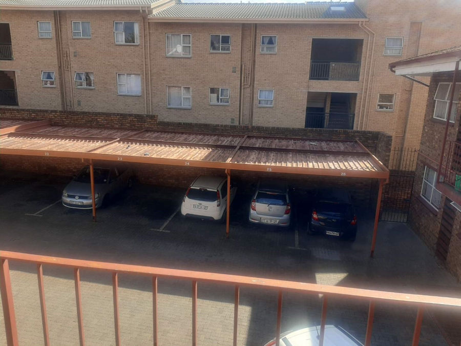 2 Bedroom Property for Sale in New Redruth Gauteng