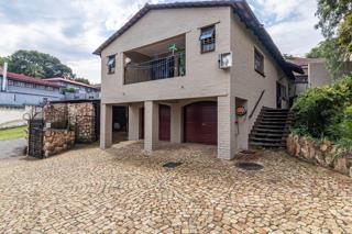 8 Bedroom Property for Sale in Oakdene Gauteng
