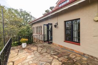 8 Bedroom Property for Sale in Oakdene Gauteng