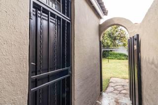 8 Bedroom Property for Sale in Oakdene Gauteng