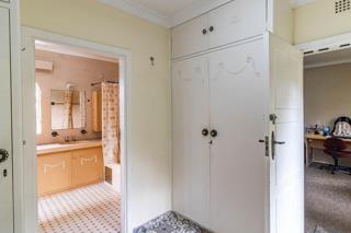 8 Bedroom Property for Sale in Oakdene Gauteng