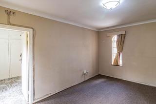 8 Bedroom Property for Sale in Oakdene Gauteng
