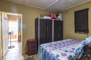 8 Bedroom Property for Sale in Oakdene Gauteng