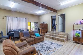 8 Bedroom Property for Sale in Oakdene Gauteng