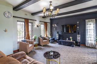 8 Bedroom Property for Sale in Oakdene Gauteng