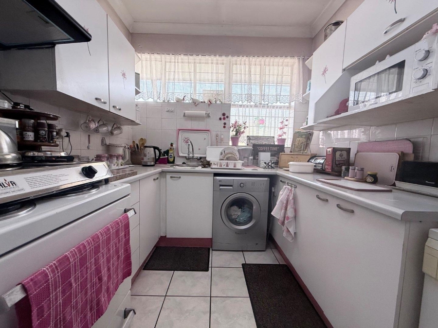 2 Bedroom Property for Sale in New Redruth Gauteng