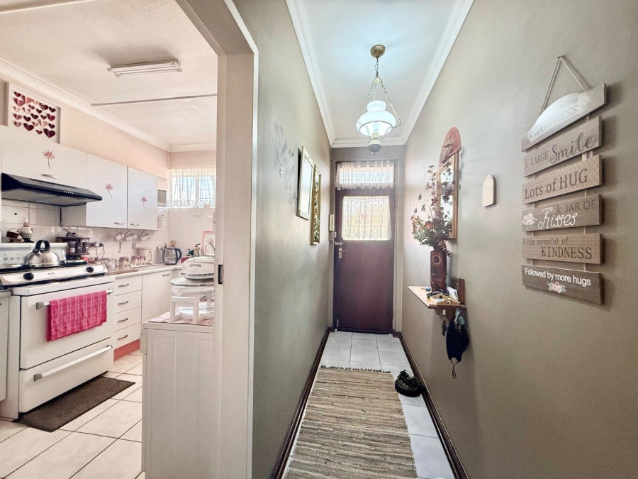 2 Bedroom Property for Sale in New Redruth Gauteng