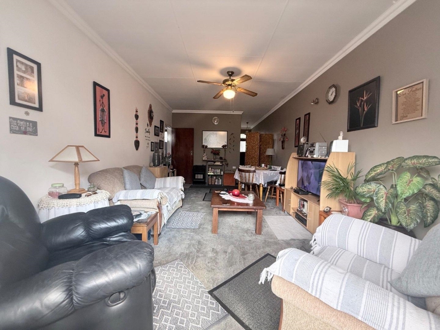 2 Bedroom Property for Sale in New Redruth Gauteng