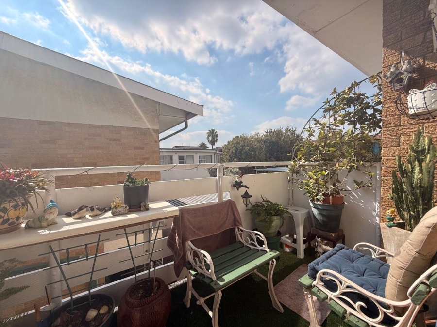 2 Bedroom Property for Sale in New Redruth Gauteng
