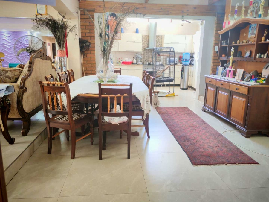 6 Bedroom Property for Sale in Alewynspoort Gauteng