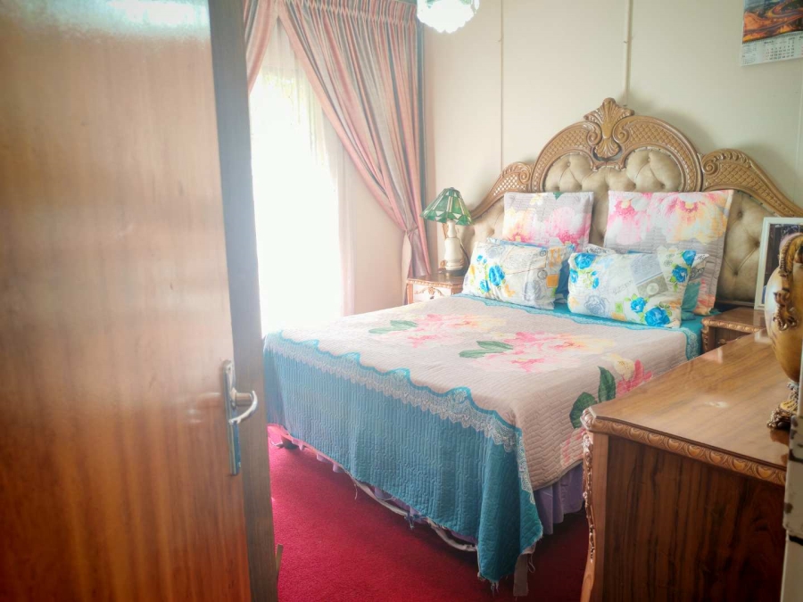 6 Bedroom Property for Sale in Alewynspoort Gauteng