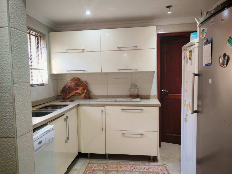 6 Bedroom Property for Sale in Alewynspoort Gauteng