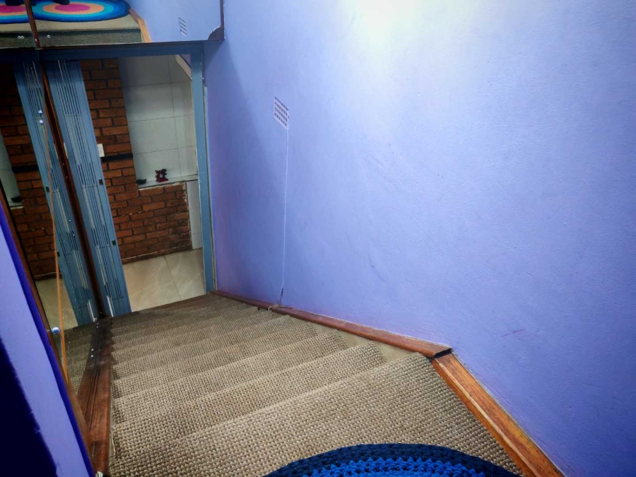 6 Bedroom Property for Sale in Alewynspoort Gauteng