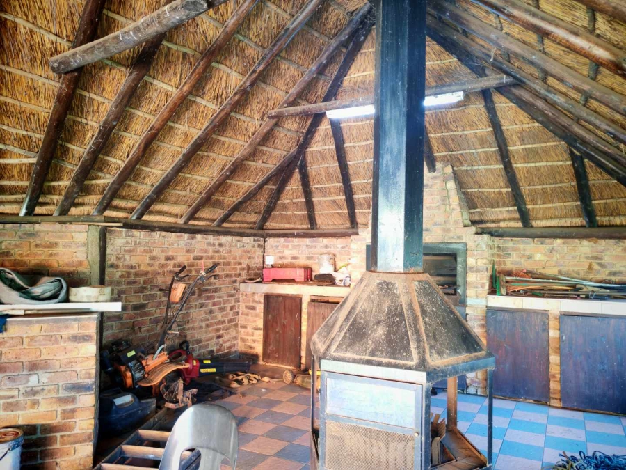 6 Bedroom Property for Sale in Alewynspoort Gauteng