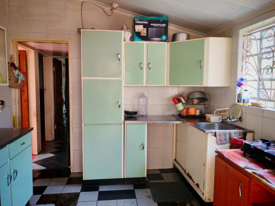 2 Bedroom Property for Sale in Lenasia Gauteng