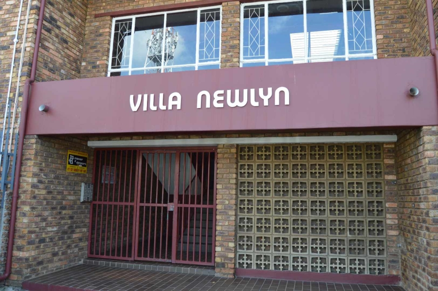 2 Bedroom Property for Sale in New Redruth Gauteng