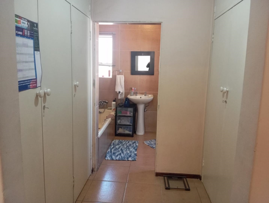 4 Bedroom Property for Sale in Randhart Gauteng