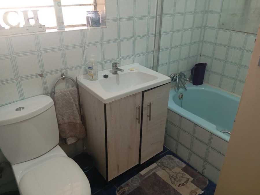4 Bedroom Property for Sale in Randhart Gauteng